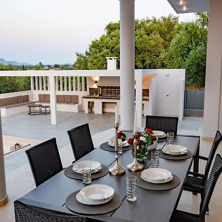 Villa Moonstone *