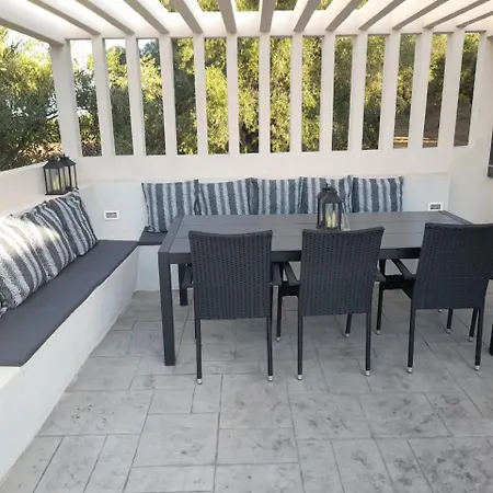 Villa Moonstone